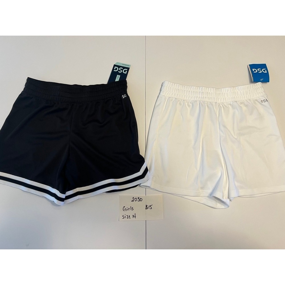 Girls size 14 shorts (2030)‎